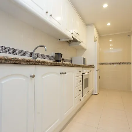 Front Διαμέρισμα